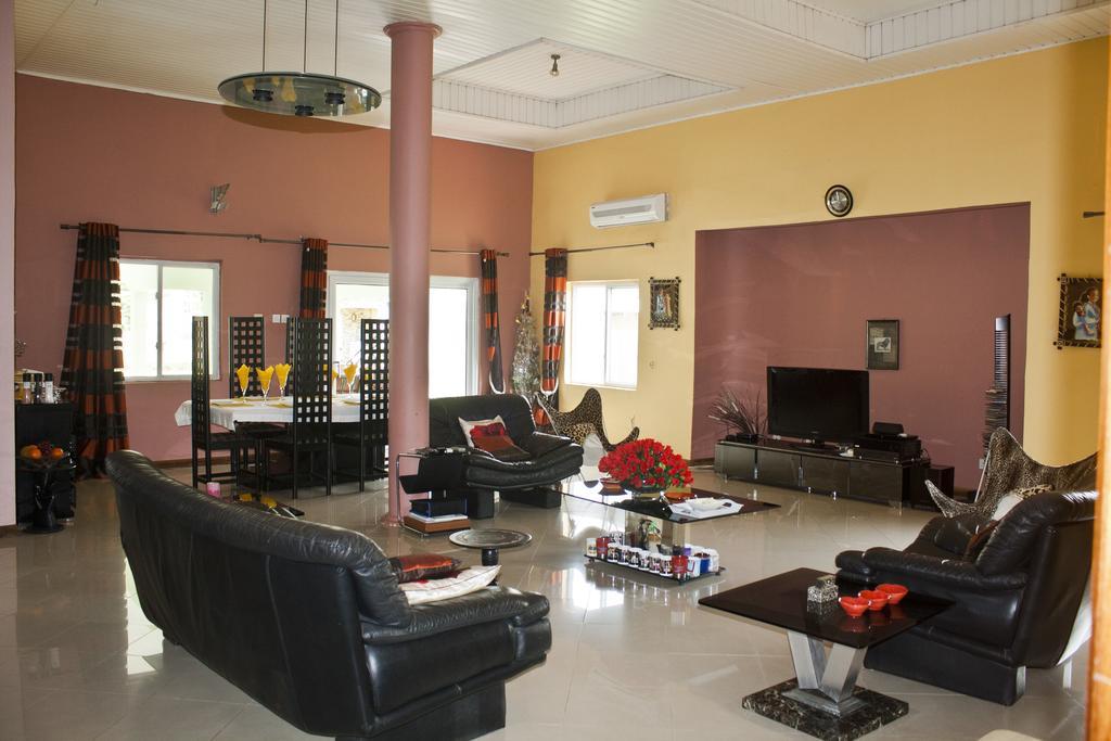 Quest Lodge Spintex Екстериор снимка